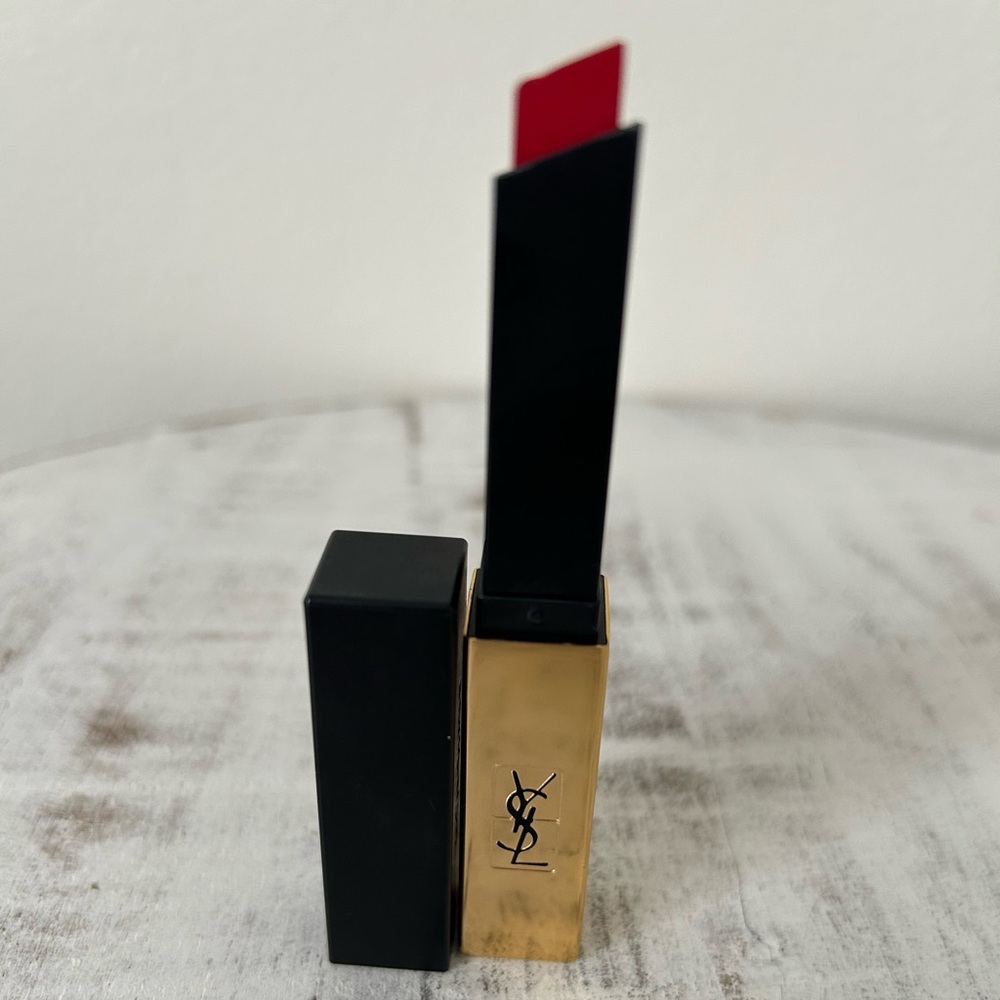 New YSL Rouge Pur Couture Lipstick # 23 SLIM Matte Bold Red Shade. No Box